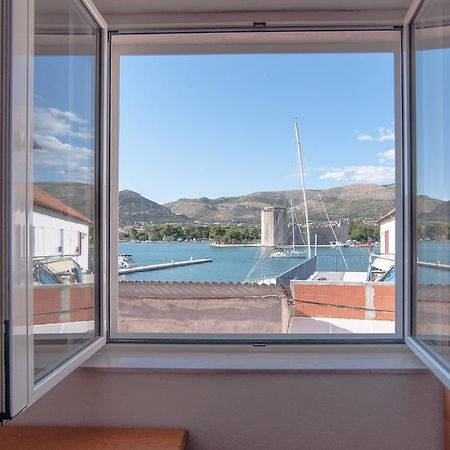 Hostel Marina Trogir Luaran gambar