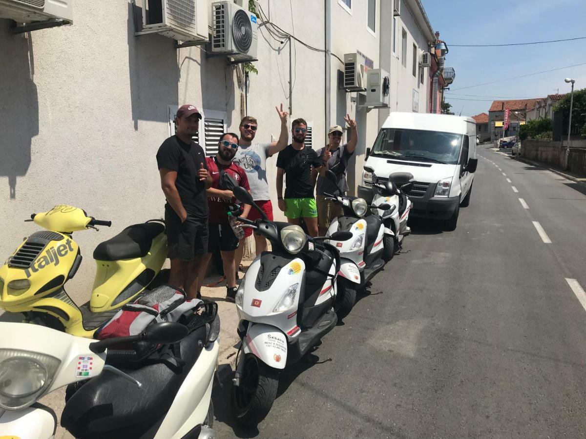 Hostel Marina Trogir Luaran gambar
